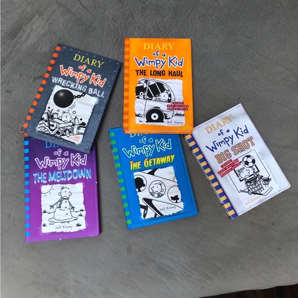 Book Set - Multicolor - Picture 1 of 5